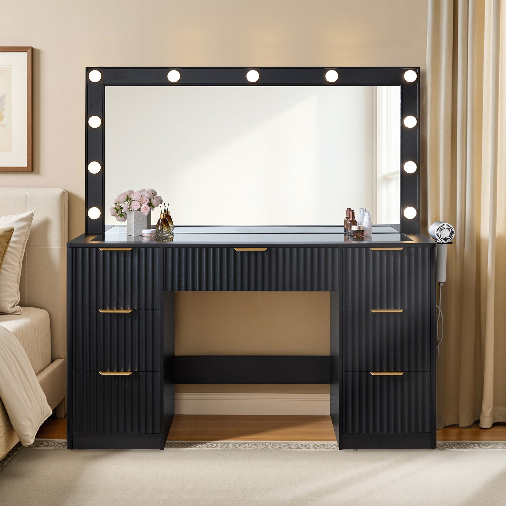 Glow 47.2" Fluted Vanity Desk Amerlife Black