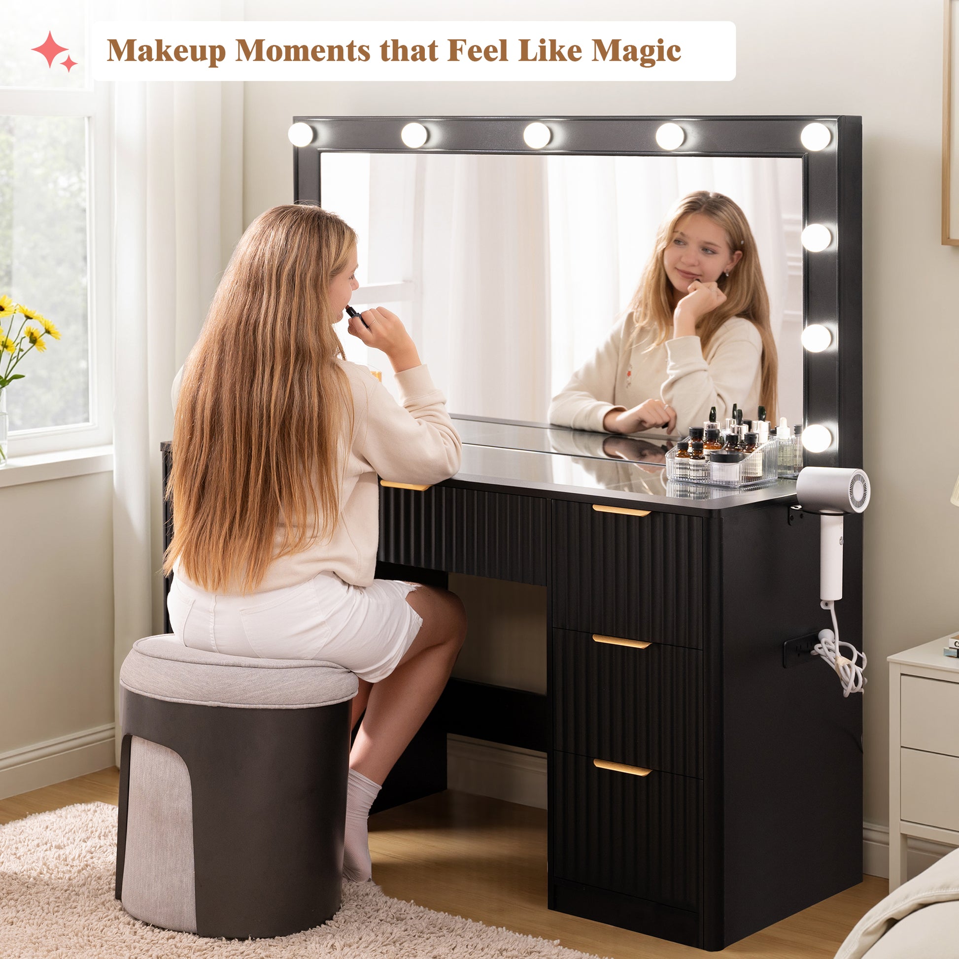 Glow 47.2" Fluted Vanity Desk Amerlife Black