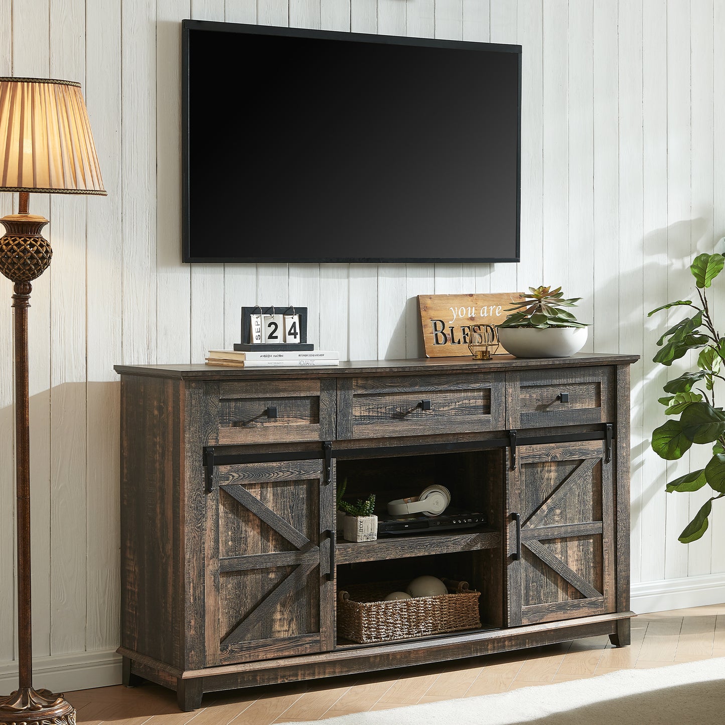 CTS007 Malin Rustic White Farmhouse TV Stand Amerlife