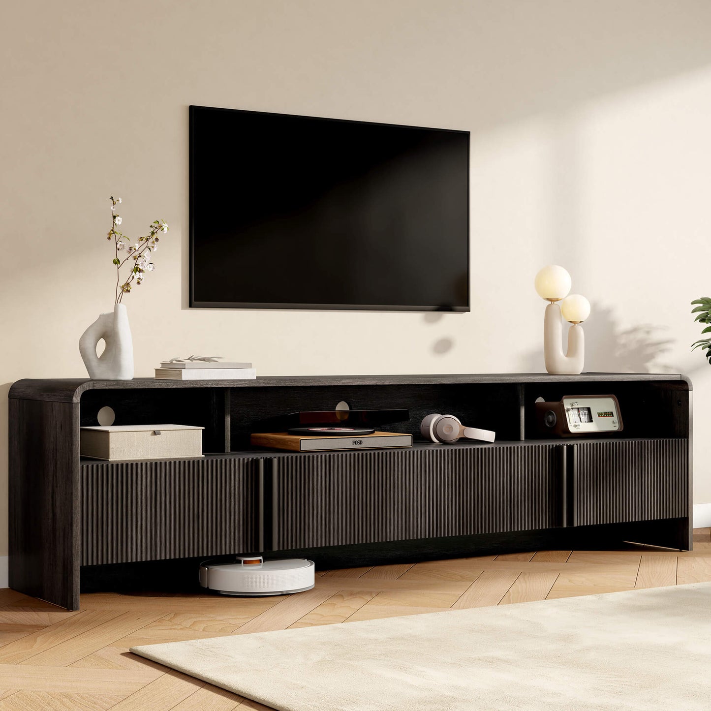Lignara Modern Fluted 70" TV Stand -Black